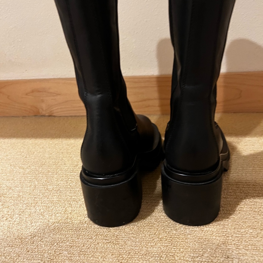 bottega veneta Women's Black Knee-High Boots - Picture 5 of 7